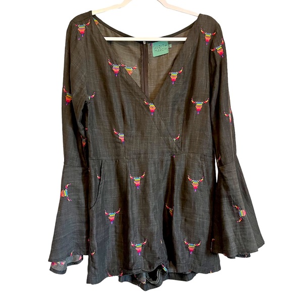 Savanna Jane Tops - JUDITH MARCH Grey Chambray Embroidered Bill Skulls Romper Large